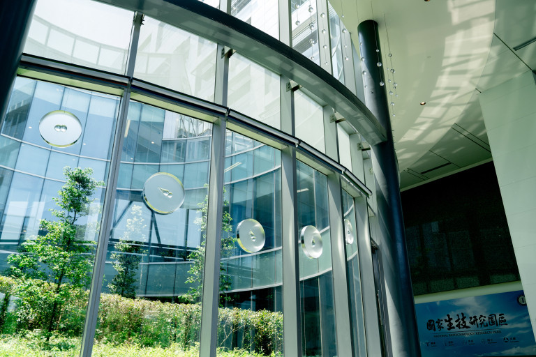 Permanent installation of Art glass at National Biotechnology Research Park in Taipei, Taiwan